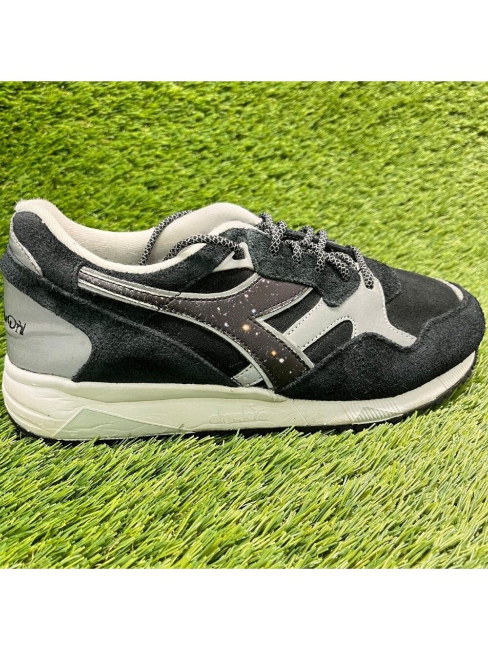 Diadora N9002 x Raekwon Galaxy Mens Size 7.5 Black White Running Shoes Sneakers
